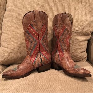 Embroidered Roper Boots